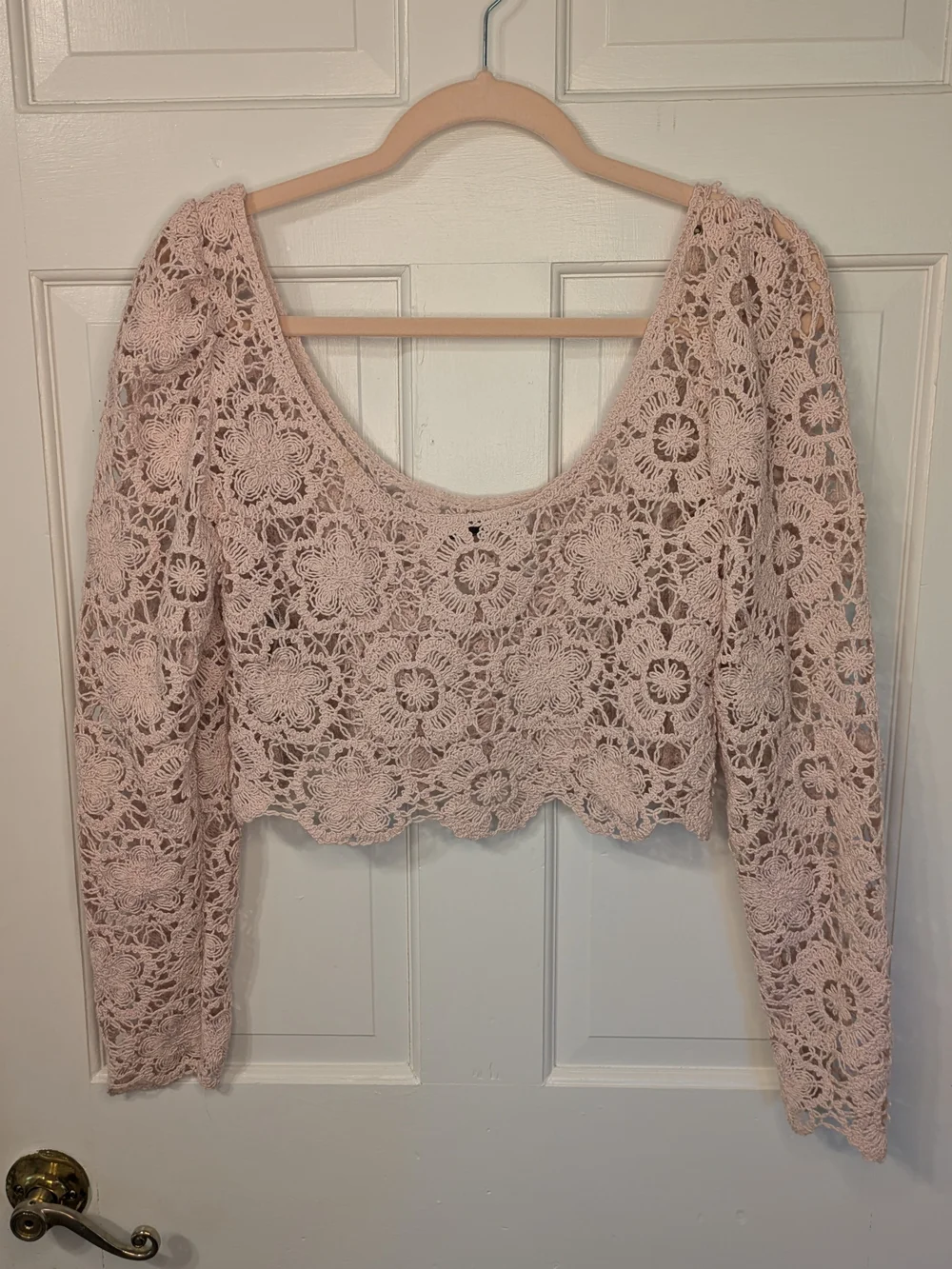 Zara Pastel Baby Pink Cropped Crochet Lace Flower Long-Sleeve Blouse